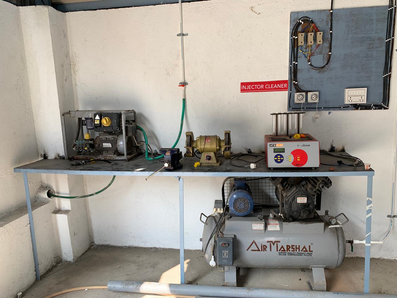 Injector Cleaner Station