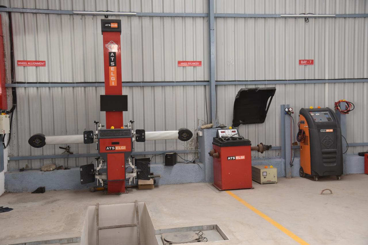 Wheel Alignment Bay